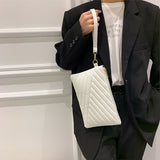 Wristlet: The Stylish and Practical Accessory - Julie bags