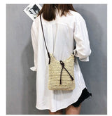 Summer Breeze Collection: Stylish Straw Crossbody Bags for Women's - Julie bags
