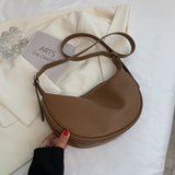 Versatile Dumpling Shoulder Bag: Simple Elegance - Julie bags