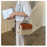 Chic and Timeless: Vintage Straw Beach Bags for Women - Julie bags