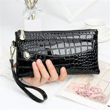 Wristlet Wallet: Organized and Stylish - Julie bags