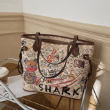 CHIC AND PLAYFUL: BEAR GRAFFITI FASHION TOTE BAG - Julie bags