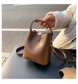 Bolsa Leather Luxury Handbag