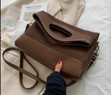 FLIP FLOP MESSENGER BAG