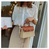 Chic and Timeless: Vintage Straw Beach Bags for Women - Julie bags